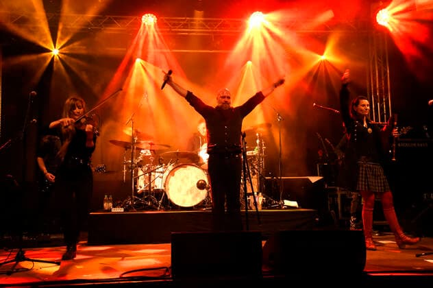 Schandmaul live at the Backstage Kultursommer in the city at the Backstage Arena Munich, 09 10 2020 Foto:xS.xAdamx xFuturexImage