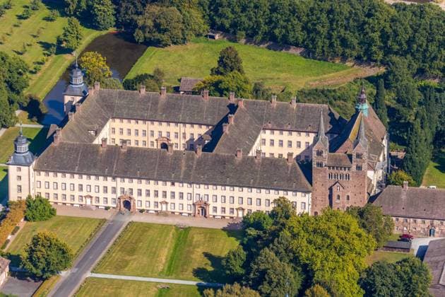 Aerial photograph, UNESCO World Heritage Site Corvey Castle, Höxter, East Westphalia Lippe, OWL, North Rhine-Westphalia, Germany ATTENTIONxMINDESTHONORARARx60xEURO