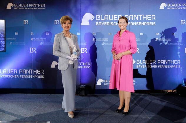 Carolin Reiber and Judith Gerlach at the presentation of the 32 Bavarian Television Award 2020 in the Munich Residence Munich Munich, 14 10 2020 Foto:xD.xBedrosianx xFuturexImage