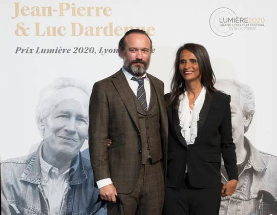 Vincent Perez ET Karine SILLA CELEBRITES : Prix Lumiere 2020 - Salle 3000 - Lyon - 16 10 2020 SandrineThesillat Panoramic 