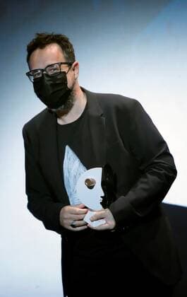 Spanish filmmaker Paco Plaza delivers a speech after being presented the Melies Award in recognition for his career during the 53rd edition of the International Fantastic Film Festival, in Sitges, Barcelona, Spain, 17 October 2020. The festival runs until the upcoming 18 October. Sitges Film Festival !ACHTUNG: NUR REDAKTIONELLE NUTZUNG!  Copyright: xSusannaxSáezx GRAF2629 20201017-637385663790581233