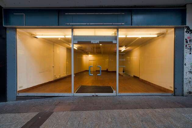 Vacant shop in the city centre, Corona crisis, Stuttgart, Baden Württemberg, Germany, Europe Copyright: imageBROKER/MichaelxWeber ibximw05905798.jpg