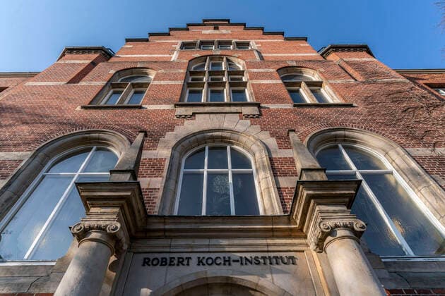 Robert Koch Institute Haputeingang Nordufer in Berlin Wedding Robert Koch Institute Wedding, Main Entrance Nordufer in Berlin Wedding German Higher Federal Authority for Infectious and Noncommunicable Diseases