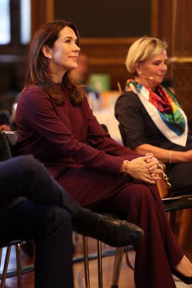 26-10-2020 Denmark Crown Princess Mary attended the 7th award ceremony of the FSR (Danish Professional Association of Auditors) and CSR Reporting (CSR Business-Magazin) in the stock exchange in Copenhagen, Denmark.  Copyright: xPPEx