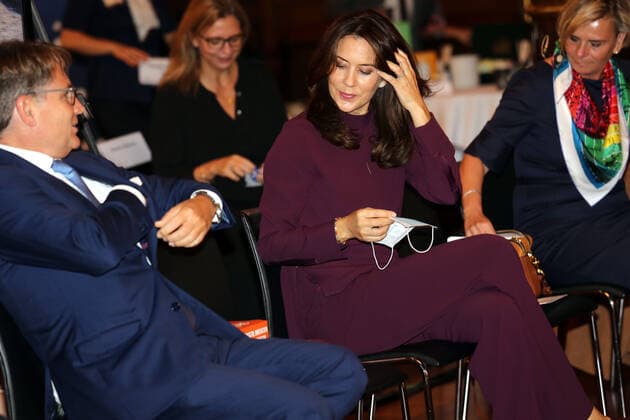 26-10-2020 Denmark Crown Princess Mary attended the 7th award ceremony of the FSR (Danish Professional Association of Auditors) and CSR Reporting (CSR Business-Magazin) in the stock exchange in Copenhagen, Denmark.  Copyright: xPPEx