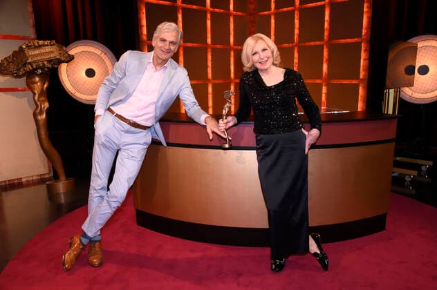 Walter Sittler and Maren Kroymann at the presentation of the Bavarian Cabaret Prize 2020 in BR Studio Unterföhring, 26 10 2020 Foto:xS.xAdamx xFuturexImage