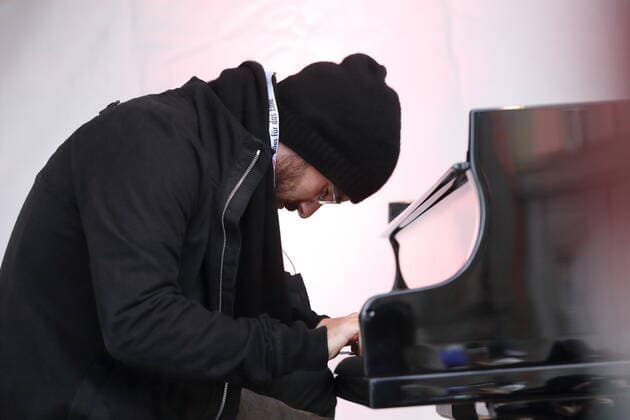 Igor Levit plays at a protest concert against the election of the new AfD faction leader on the Alter Markt at the Brandenburg Parliament in Potsdam, 27 October 2020 Protest concert grand piano instead of grand piano in Potsdam