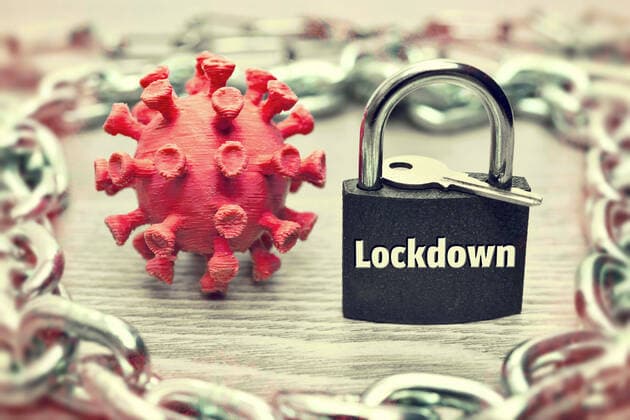 PHOTOMONTAGE, coronavirus and closed padlock with Lockdown inscription ** NUR FUER REDAKTIONELLE ZWECKE ** EDITORIAL USE ONLY **