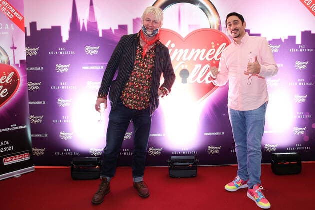 Bilder des Jahres 2020, Entertainment 10 Oktober Entertainment Themen der Woche KW44 Entertainment Bilder des Tages Detlev Buck und Eko Fresh bei der Himmel und Kölle Musical Premiere am 29.10.2020 in Köln Himmel und Kölle Musical Premiere in Köln *** Detlev Buck and Eko Fresh at the Himmel und Kölle Musical Premiere on 29 10 2020 in Cologne Himmel und Kölle Musical Premiere in Cologne 