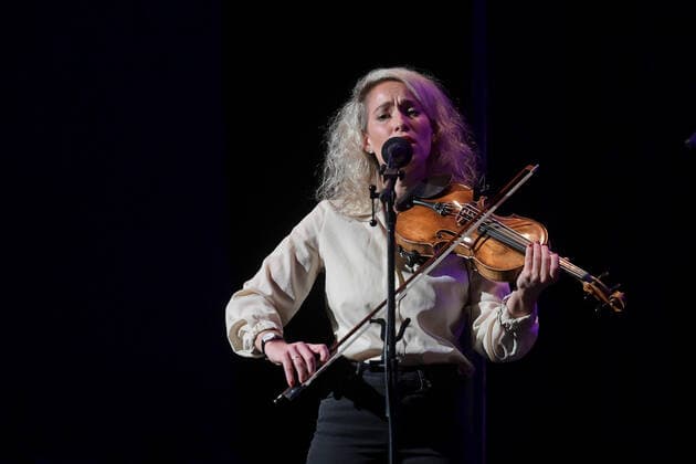 Concert of the music group ALMA, as part of the Salzkammergut Festwochen Gmunden, in the cultural centre AlFa in Steyrermühl Laakirchen in Austria, on 29 10 2020 The picture shows violinist Julia Lacherstorfer 2020 Concert of the music group ALMA, as part of the Salzkammergut Festwochen Gmunden, on 29 10 2020