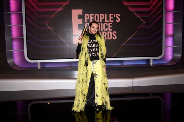 Bilder des Jahres 2020, Entertainment 10 Oktober Entertainment Themen der Woche KW44 Riccardo Simonetti, Preisträger German Personality of 2020, bei der Verleihung der E! People s Choice Awards 2020 im Sky Studio. Unterföhring, 29.10.2020 *** Riccardo Simonetti, winner of the German Personality of 2020, at the presentation of the E People s Choice Awards 2020 at Sky Studio Unterföhring, 29 10 2020 Foto:xS.xAdamx xFuturexImage