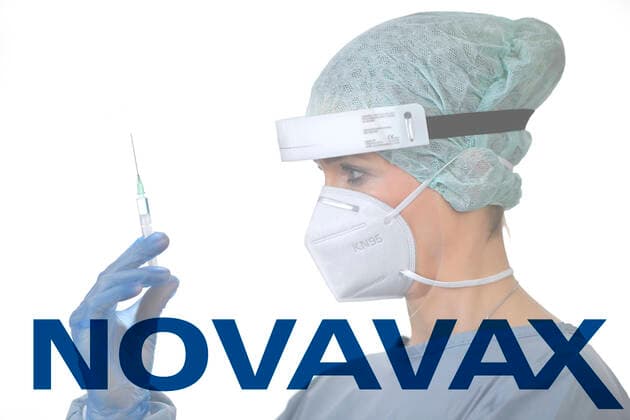 Symbol picture Corona vaccine of the company NOVAVAX, woman with syringe, Corona crisis, Baden Württemberg, Germany Coronavirus