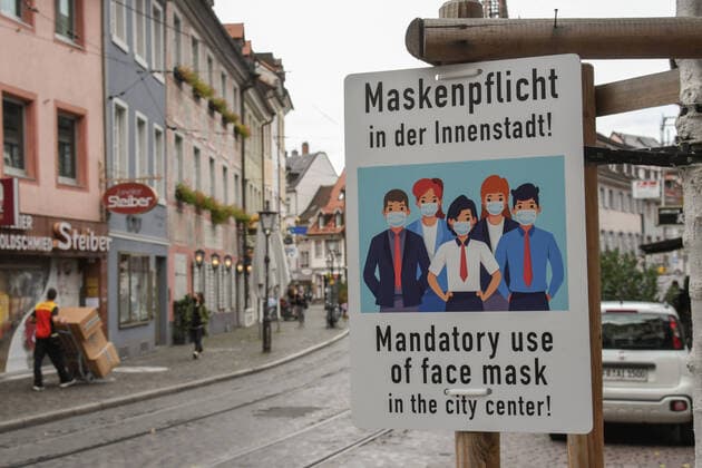 Since Monday, Germany goes into partial lockdown until the end of November Federal and state governments have agreed on joint measures to contain the second wave Hotels, restaurants, cinemas, theatres and leisure facilities must close by the end of November, contacts and travel must be minimised in many places Masks are compulsory