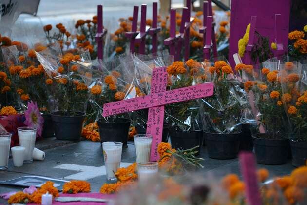MEXICO CITY, MEXICO - NOVEMBER 2: Gender violence honored with Day of the Dead altar during a march to commemorate victims of femicide, in protest against violence-gender during the Mexico Day of the Dead. Mexico is one of the countries in the world with the highest rate of gender violence, in 2020 there have been new 489 femicides on November 2, 2020 in Mexico City, Mexico. Credit: Carlos Tischler Eyepix Group The Photo Access MEX - 2020 - Day Of The Dead Protest Against Gender Violence in Mexico City  Copyright: xCarlosxTischlerx