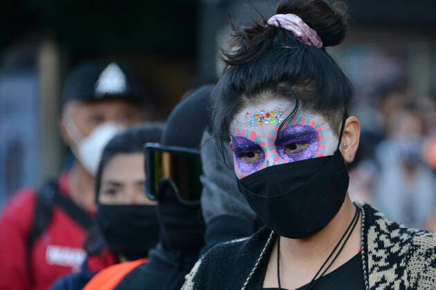 MEXICO CITY, MEXICO - NOVEMBER 2: A woman dressed as Catrina takes part during a march to commemorate victims of femicide, in protest against violence-gender during the Mexico Day of the Dead. Mexico is one of the countries in the world with the highest rate of gender violence, in 2020 there have been new 489 femicides on November 2, 2020 in Mexico City, Mexico. Credit: Carlos Tischler Eyepix Group The Photo Access MEX - 2020 - Day Of The Dead Protest Against Gender Violence in Mexico City  Copyright: xCarlosxTischlerx