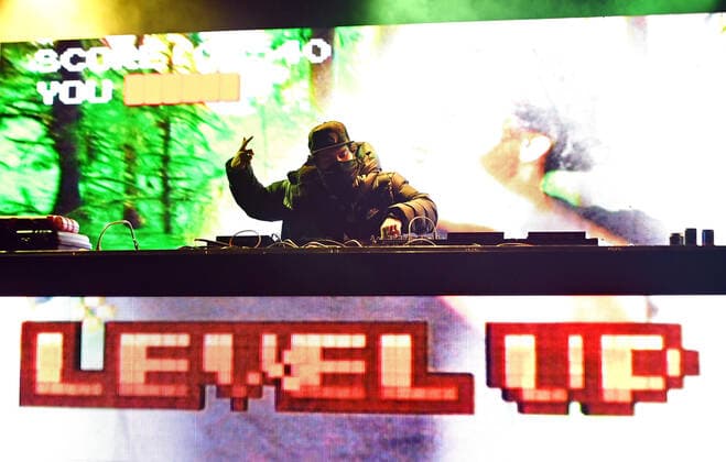 November 6, 2020, Burlingame, CA, USA: BURLINGAME, CA - NOVEMBER 06: DJ Producer Deorro aka, Erick Orrosquieta performs during the Deorro Put it in Park - Drive-In Concert Tour at the Burlingame Golf Center on November 6, 2020 in Burlingame, California. Photo: Casey Flanigan imageSPACE Burlingame USA - ZUMAs181 20201106_zea_s181_015 Copyright: xImagespacex