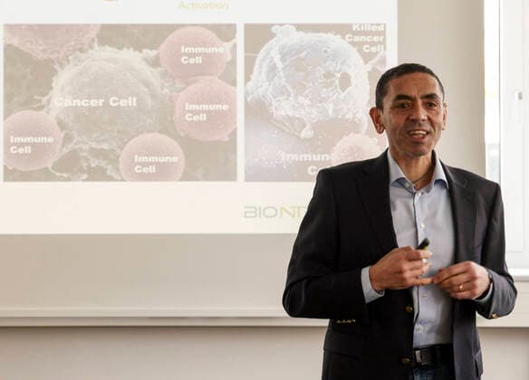 BIONTECH press trip of the State Chancellery of Rhineland-Palatinate 2018, chemical company, physician Ugur Sahin gives a lecture 30 08 2018