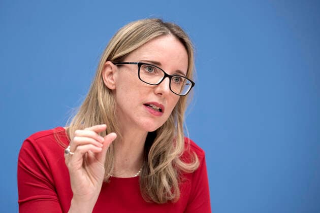 Prof Alena Buyx, German Ethics Council DEU, Germany, Germany, Berlin, 09 11 2020 Prof Alena Buyx, Chairwoman of the German Ethics Council Ethikrat, during a press call at the house of the federal press conference concerning th