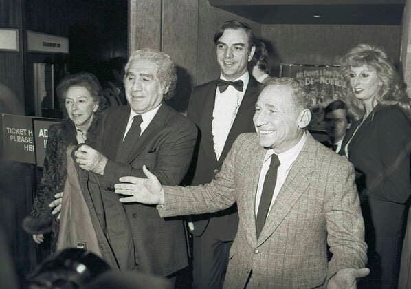 To Be or Not to Be UK Premiere London. UK. LIBRARY. Mel Brooks at the UK premiere of To Be or Not to Be. February 1984. Updated:10.11.2020 LMK11-SLIB101120-001 