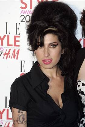 Amy Winehouse Singer 2007 Elle Style Awards The Roundhouse, Camden Town, London, England 12 February 2007 Am 12.02.2007 Bei Der Ankunft Zu Den Elle Style Awards 2007 In London Arriving For The 2007 Elle Style Awards, The Roundhouse, Camden Town, London Amy Winehouse Singer 2007 Elle Style Awards The Roundhouse, Camden Town, London, England 12 February 2007 Am 12.02.2007 Bei Der Ankunft Zu Den Elle Style Awards 2007 In London Arriving For The 2007 Elle Style Awards, The Roundhouse, Camden Town, London  Copyright: AllstarxMaryxEvansxTimxMatthews 13004418