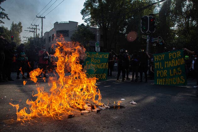 Mexico: Violence protest after murder of Alexis Women take part during a protest at House of Representation of the Government of Quintana Roo in Mexico City, after murder of Bianca Alejandrina Alexis in Cancun and demanding Justice for their femicide. **World Rights ** Mexico City Mexico Copyright: NadiaxMurillo