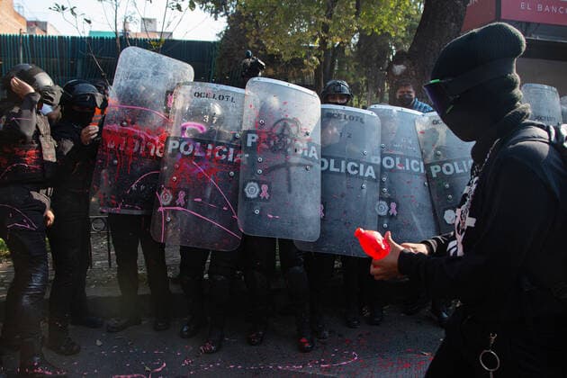 Mexico: Violence protest after murder of Alexis Women take part during a protest at House of Representation of the Government of Quintana Roo in Mexico City, after murder of Bianca Alejandrina Alexis in Cancun and demanding Justice for their femicide. **World Rights ** Mexico City Mexico Copyright: NadiaxMurillo