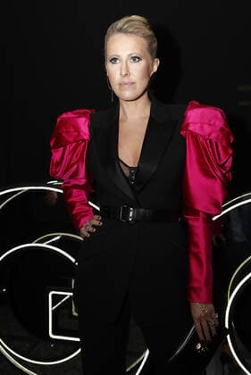 Entertainment Bilder des Tages MOSCOW, RUSSIA - NOVEMBER 12, 2020: TV presenter Ksenia Sobchak poses ahead of a ceremony for the GQ Men of the Year 2020 Awards at Gorky Moscow Art Theatre. Artyom Geodakyan TASS  TS0EE0FC