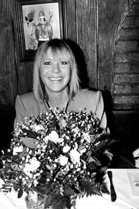 Archiv Monika Lundi Schauspielerin Muenchen 1986 Archiv Motive Theater Premiere mit Monika Lundi Muenchen *** Archive Monika Lundi Actress Munich 1986 Archive Motives Theatre Premiere with Monika Lundi Munich