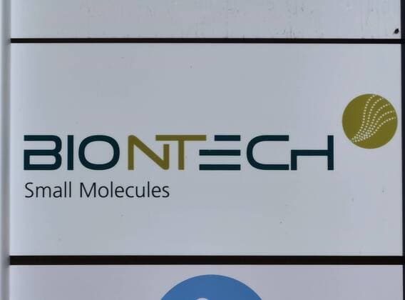 November 14, 2020, Munich, Bavaria, Germany: The sign of BioNTech SE who co-developed the SARS-CoV-2 novel coronavirus vaccine with Pfizer. Of note, Alexandra Motschmann, a well-known Munich-area organizational figure of anti-mask, anti-Corona measures QAnon conspiracy demos has internally stated she is the sister of BioNTech s Michael Motschmann who serves as a member of the company s supervisory board where it appears he participates in audits, compensation, nomination, and corporate governance. It is unknown if this relationship has been declared to BioNTech or if a conflict of interest exists. The coronarebel demos which Alexandra Motschmann participates in have attracted the attention of law enforcement and the Verfassungsschutz due - ZUMAb160 20201114_zbp_b160_001 Copyright: xSachellexBabbarx