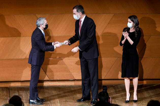 MADRID, SPAIN-November 18: **NO SPAIN** Queen Letizia and King Felipe of Spain attend the Cerecedo Journalism Awards 2020 at the Prado Museum in Madrid, Spain on November 18, 2020. Copyright: xJimmyxOlsen MediaPunchx