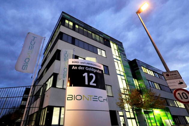 BIONTECH ZENTRALE in Mainz COVID 19 BIONTECH PFIZER SARS CoV 2 VACCINE Vaccine Vaccine 20 11 2020 in Mainz