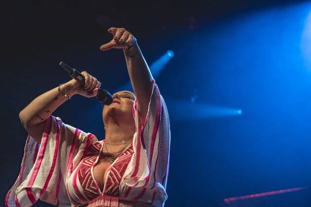 SÃO PAULO, SP - 21.11.2020: MARIA RITA SE APRESENTA NO TOM BRASIL - The singer Maria Rita performs in Tom Brasil, South Zone of São Paulo, with the show & 39;Samba da Maria& 39; on Saturday night (21). The presentation follows the new security protocols with a reduced audience and greater spacing between tables. x1996584x  YurixMurakami