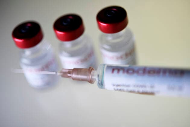 MODERNA Vaccine STOCK PHOTO COVID 19 SARS CoV 2 VACCINE Vaccine Vaccine Stock Pictures from 22 11 2020 Meerbusch