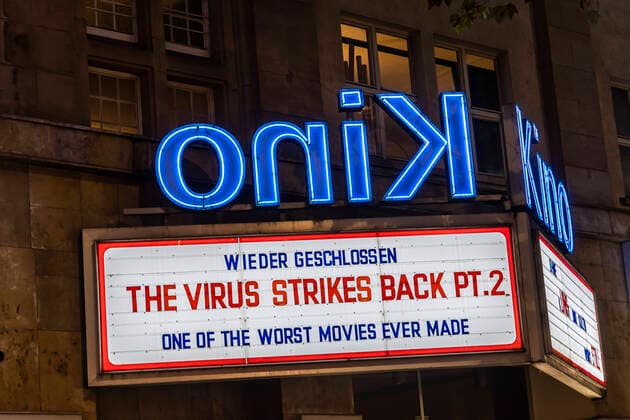 Cinemas and other cultural institutions are closed after the second lockdown Ad at Delphi Arthaus cinema in Stuttgart The Virus strikes back part 2 DEU, Germany, Baden Württemberg, Stuttgart, 24 11 2020