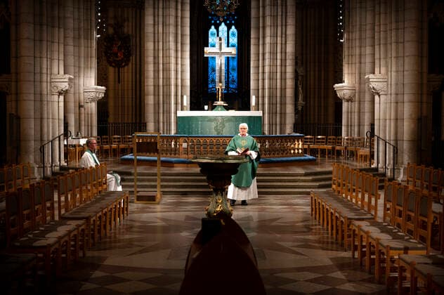 Archbishop of Sweden Ante Jackelén R AND chaplain Lars Astrand L hold a mass in Uppsala Cathedral on Wednesday morning 25 Nov It was the first service with the new covid restrictions in Sweden, that only allow eight people to attend the service UPPSALA SVERIGE x10050x,  Copyright: xPontusxLundahl TTx MASS COVID RESTRICTIONS
