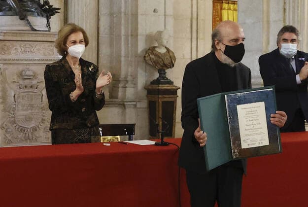 25-11-2020 Former Queen Sofia attends the 29th Queen Sofía prize for Ibero-American poetry at Royal palace in Madrid, Spain.  Copyright: xPPEx