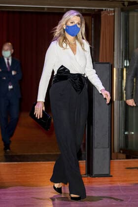 25-11-2020 Amsterdam Queen Máxima during the announcement of the winners of the Koning Willem I prize in the Beurs van Berlage in Amsterdam The Koning Willem I Foundation was established in 1958 on the initiative of De Nederlandsche Bank by a number of organizations associated with the business community. The aim of the foundation is to give new impulses to the national economy and thus to increase the reputation of the Dutch business community.  Copyright: xxPPE pool RPE vanxKatwijkx