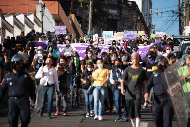 November 25, 2020: Feminist women s groups demonstrate in the city of Xalapa against violence against women. The march was held to commemorate the international day against violence against women. Consequently, a large police operation was deployed to intimidate and repress the protesters. - ZUMAqp1_ 20201125_zip_qp1_007 Copyright: xHectorxAdolfoxQuintanarxPerezx