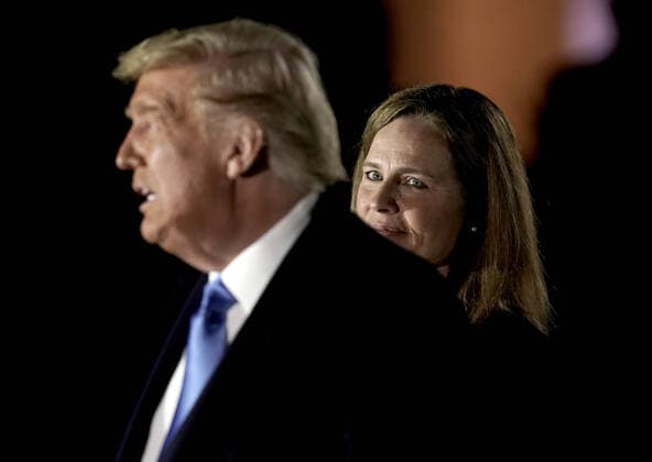 President Donald J. Trump makes remarks as Judge Amy Coney Barrett waits to take the oath of office to be Associate Justice of the Supreme Court outside the Diplomat Room of the White House in Washington, DC, on Monday, October 26, 2020.  POY2020DC175 KENxCEDENO