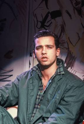 Der Saenger Eros Ramazzotti bei einem TV Auftritt am 12.04.1987 *** The singer Eros Ramazzotti at a TV performance on 12 04 1987