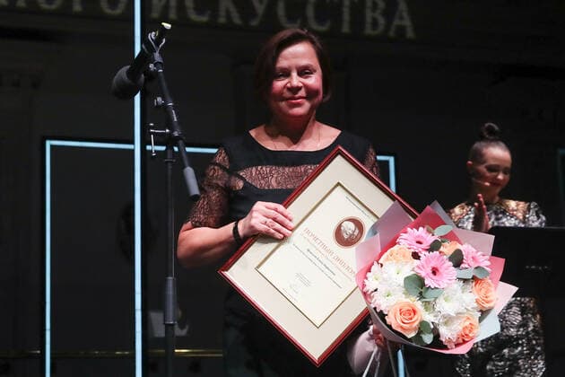 MOSCOW, RUSSIA â€“ NOVEMBER 30, 2020: Publisher and author Yelena Erikssen (Kolesnikova) is presented with a Stanislavsky prize for supporting the dramatic art at the 25th Stanislavsky Award ceremony at the Beethoven Hall of the Bolshoi Theatre. The Stanislavsky Award is an international prize established in 1994 and presented by the Stanislavsky Foundation to theatre actors, directors, critics and others for their contribution to Russian and world theatre. Vyacheslav Prokofyev TASS  TS0F00CE