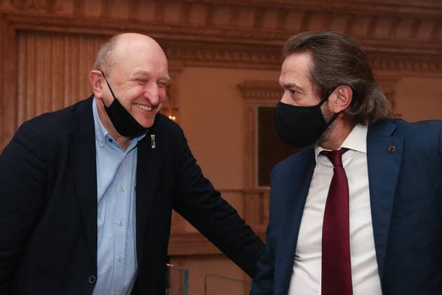 MOSCOW, RUSSIA â€“ NOVEMBER 30, 2020: Jury members, theatre director Sergei Zhenovach (L) and actor Vladimir Mashkov at the 25th Stanislavsky Award ceremony at the Bolshoi Theatre. The Stanislavsky Award is an international prize established in 1994 and presented by the Stanislavsky Foundation to theatre actors, directors, critics and others for their contribution to Russian and world theatre. Vyacheslav Prokofyev TASS  TS0F00D2