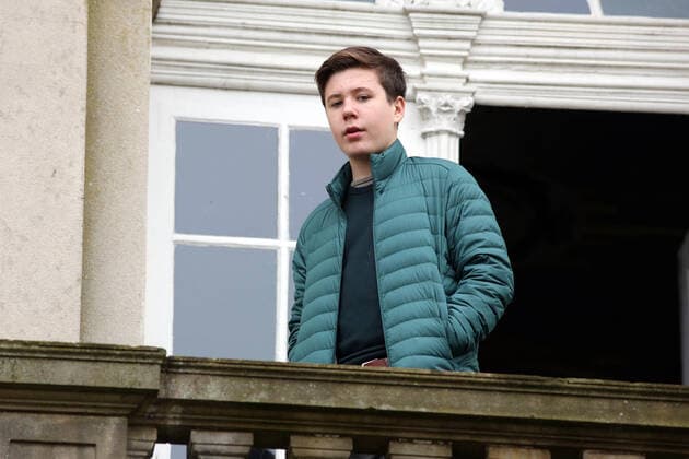 Danish Prince Christian (15) infected with corona virus The Danish Prince Christian is infected with the corona virus. That has brought out the Danish royal family. The 15-year-old son of Prince Frederik and Princess Mary is quarantined in Amalienborg Castle, as are other family members. Who this is about and whether they are also infected has not been disclosed. Christian s contamination came to light after a local outbreak . The prince would not have been in direct contact with other family members. It is unclear until when Christian must remain in isolation DENMARK  Copyright: xPPEx