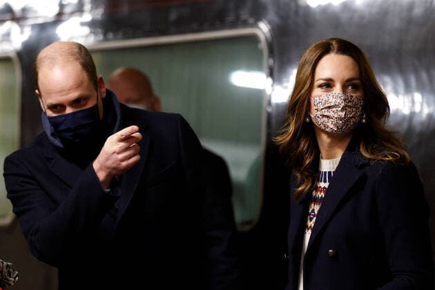 . 07 12 2020.Manchester, United Kingdom. Prince William and Kate Middleton, the Duke and Duchess of Cambridge, arriving at Manchester Victoria train station, in Manchester, United Kingdom, on the fourth stop of their Royal Train tour of the UK.  xi-Imagesx xPoolx IIM-21879-0108