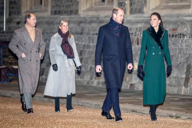 Entertainment Bilder des Tages . 08 12 2020. Windsor , United Kingdom. Prince William and Kate Middleton, the Duke and Duchess of Cambridge with Prince Edward and Sophie, the Earl and Countess of Wessex at Windsor Castle, United Kingdom. The Royals thanked local volunteers and key workers following the end of Will & KateÕs Royal Train tour of the UK.  xPoolx xi-Imagesx IIM-21894-0016