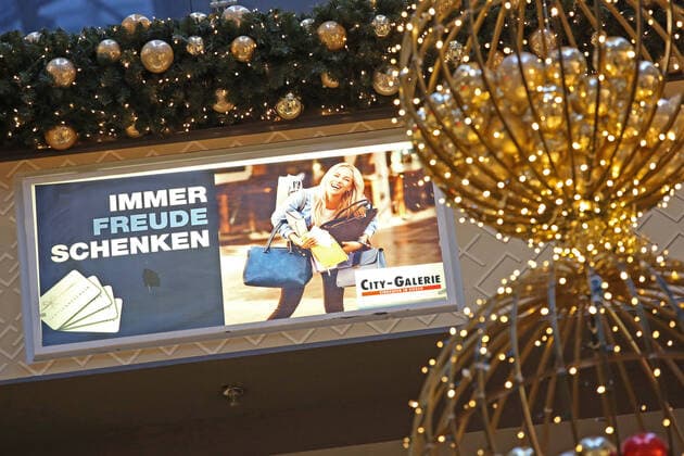 The festively decorated City Galerie in Siegen Christmas shopping on 08 12 2020 in Siegen Germany