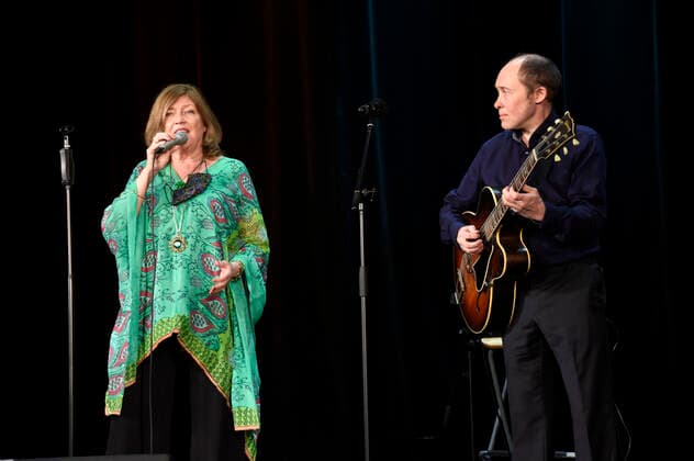 Tricia Leonard and John Brunton at the digital evening with the Duo Hiraeth at the Kleines Theater Haar Haar, 09 12 2020 Foto:xS.xAdamx xFuturexImage