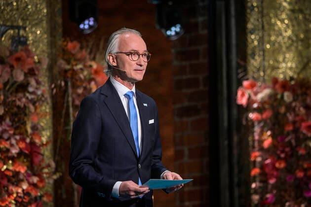 Stefan Forsberg, CEO of Stockholm Concert Hall, gives a welcome speech and presents the first music act during the the Nobel Prize ceremony in the Golden Hall in the City Hall of Stockholm, Sweden, on Dec 10, 2020 Due to the corona Covid 19 pandemic, a digital awards ceremony takes place at the Stockholm City Hall with no Lau  Copyright: xFredrikxSandberg TTx SWEDEN NOBEL CEREMONY