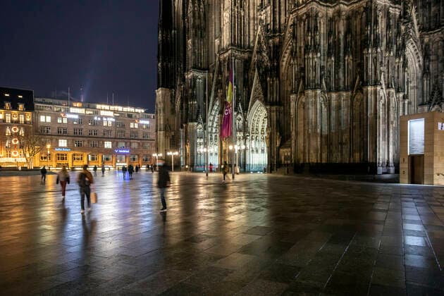 Domplatte at the entrance to Cologne Cathedral