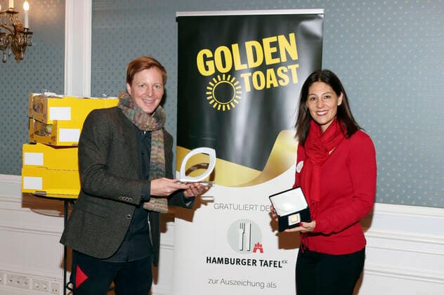 Jan Henrik Hellweg and Julia Bauer special prize Charity at the award ceremony MacherInnen des Jahres 2020 at the Atlantic Hotel Hamburg, 14 12 2020 Foto:xgbrcix xFuturexImage